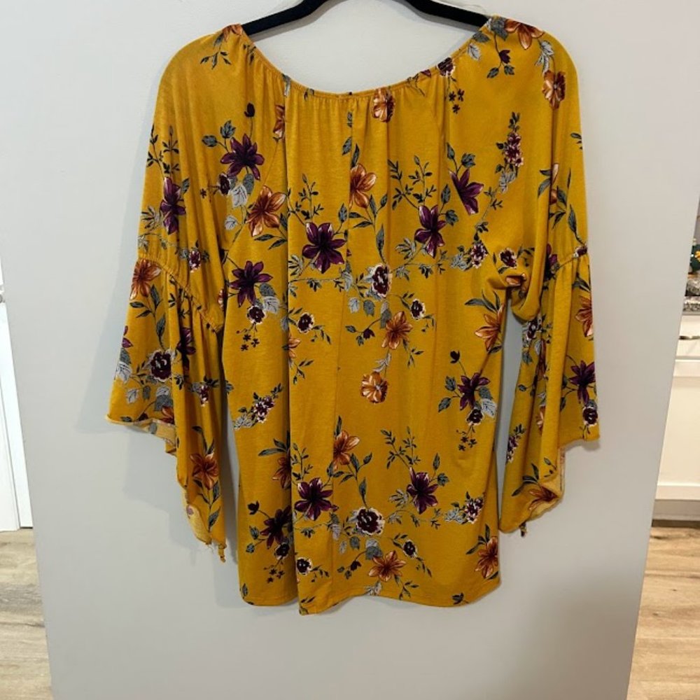 Naif Floral Top - Picture 4 of 5